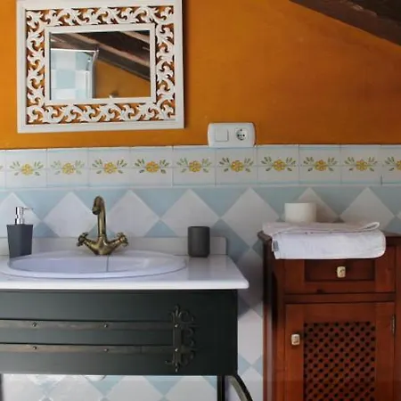Holiday home Cabachuelas I